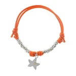 Bracciale in cotone composto da 10 dadini ed 1 ciondolo